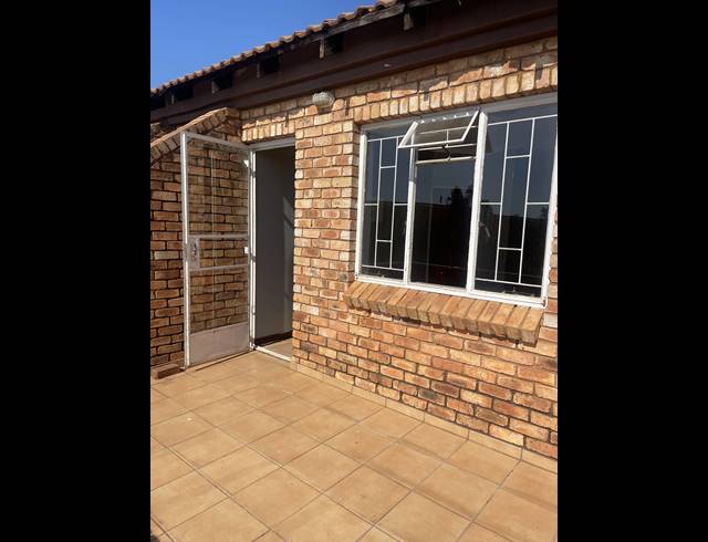 2 BEDROOM APARTMENT FOR SALE IN AMANDASIG